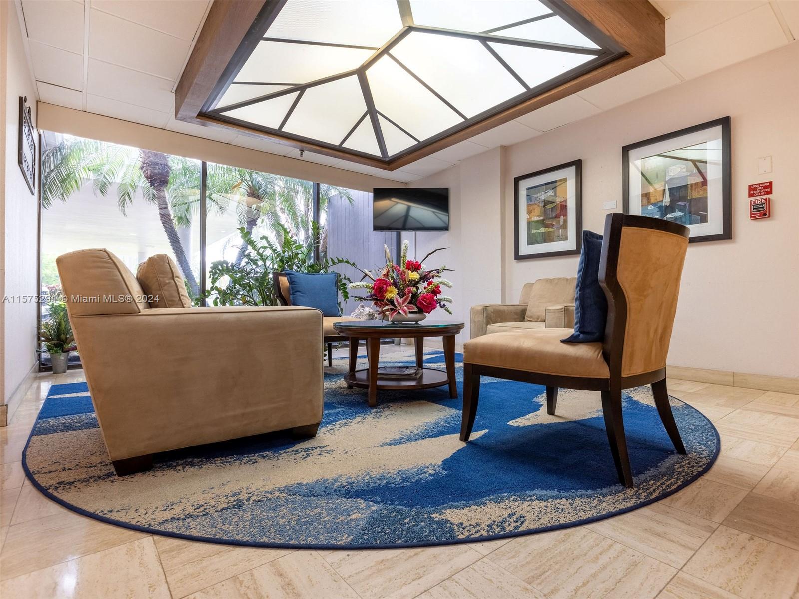 3850 Washington St 1008, Hollywood, Florida 33021, 2 Bedrooms Bedrooms, ,2 BathroomsBathrooms,Residential,For Sale,3850 Washington St 1008,A11575291