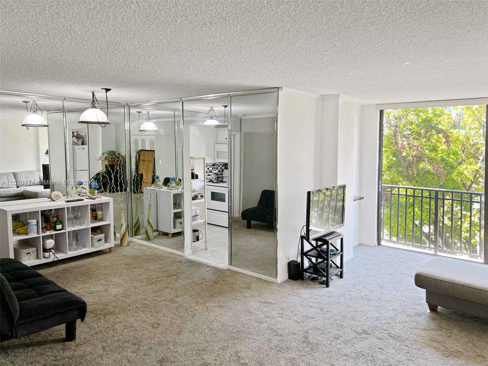 16909 N Bay Rd 420, Sunny Isles Beach, Florida 33160, 1 Bedroom Bedrooms, ,1 BathroomBathrooms,Residentiallease,For Rent,16909 N Bay Rd 420,A11570174