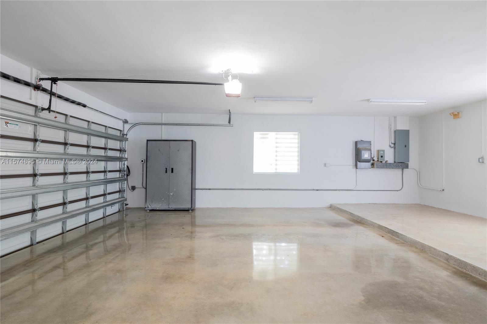 24901 SW 157th Ave, Homestead, Florida 33031, 3 Bedrooms Bedrooms, ,2 BathroomsBathrooms,Residentiallease,For Rent,24901 SW 157th Ave,A11574895