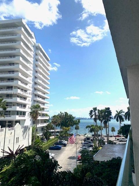 1408 Brickell Bay Dr 417, Miami, Florida 33131, 1 Bedroom Bedrooms, ,1 BathroomBathrooms,Residentiallease,For Rent,1408 Brickell Bay Dr 417,A11557420