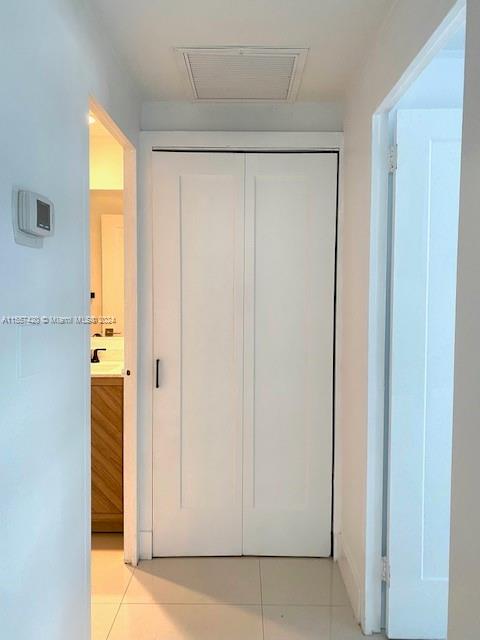 1408 Brickell Bay Dr 417, Miami, Florida 33131, 1 Bedroom Bedrooms, ,1 BathroomBathrooms,Residentiallease,For Rent,1408 Brickell Bay Dr 417,A11557420