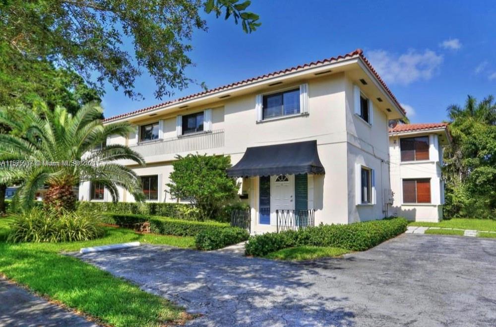 Coral Gables remodeled 2 bedroom, 2 bath unit, marble floors, updated kitchen and baths, plenty of off street parking.
