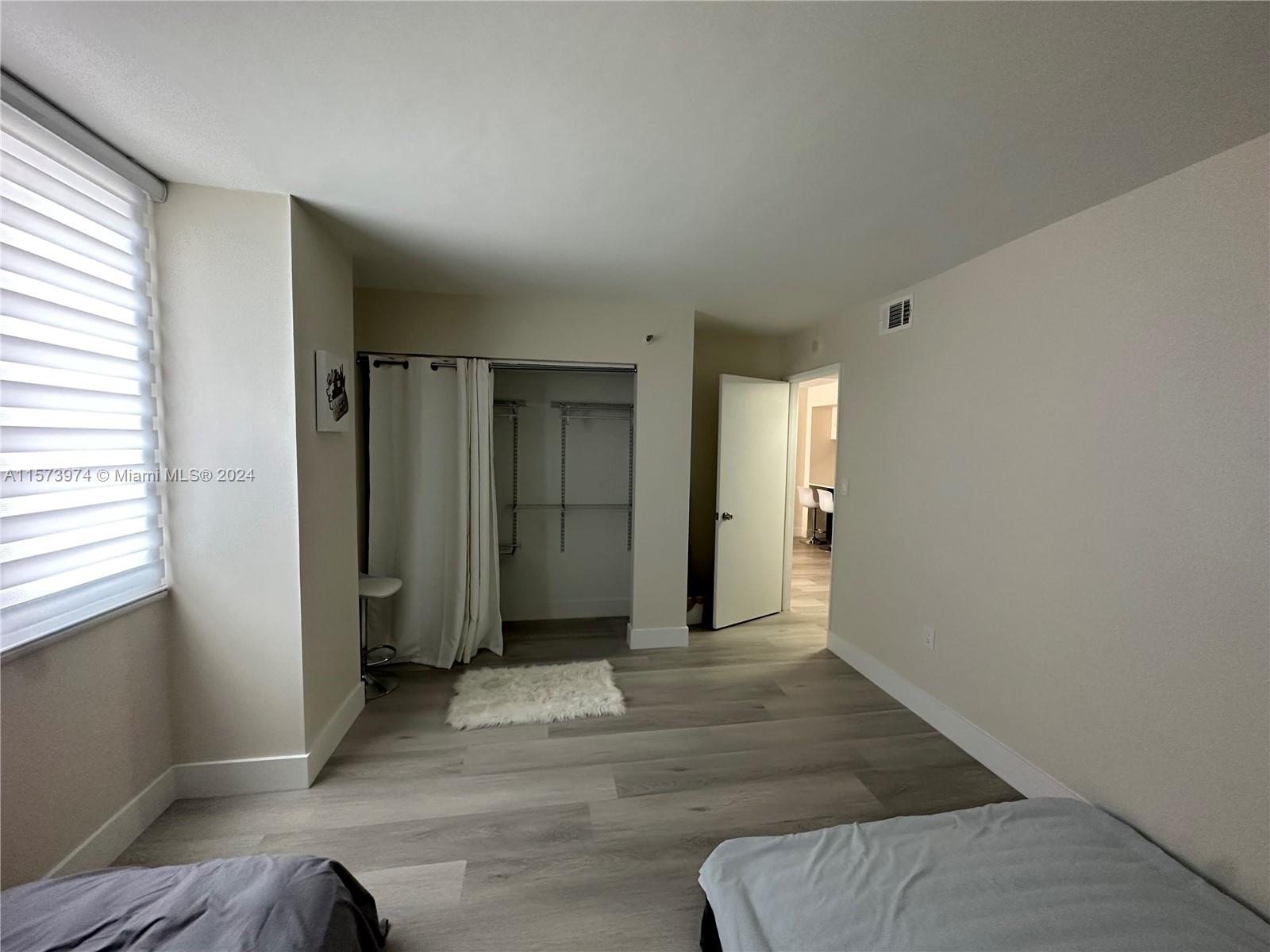 800 N Miami Ave E-1207, Miami, Florida 33136, 1 Bedroom Bedrooms, ,1 BathroomBathrooms,Residentiallease,For Rent,800 N Miami Ave E-1207,A11573974