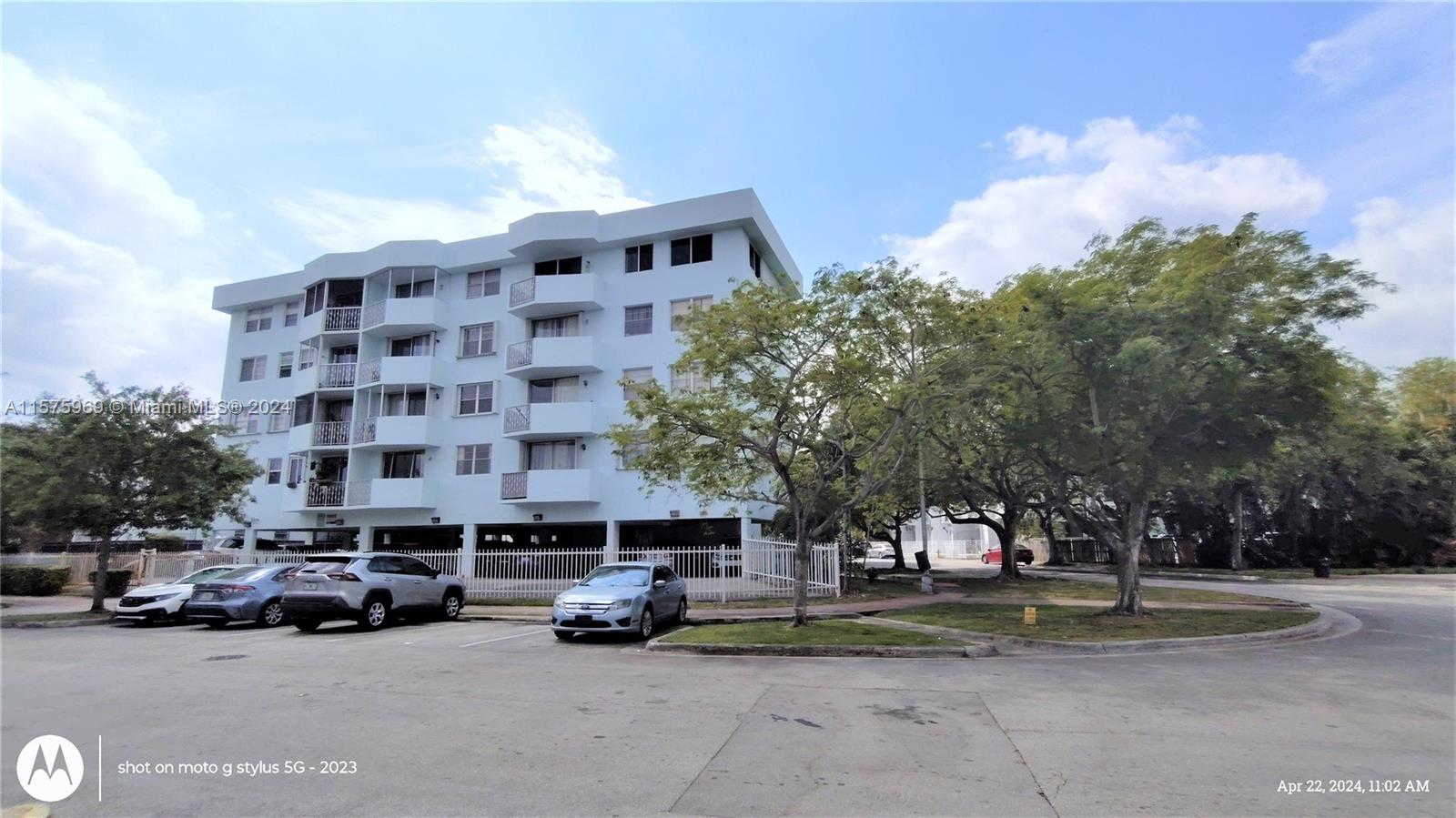 1990 Marseille Dr Unit 402, Miami Beach, Florida 33141