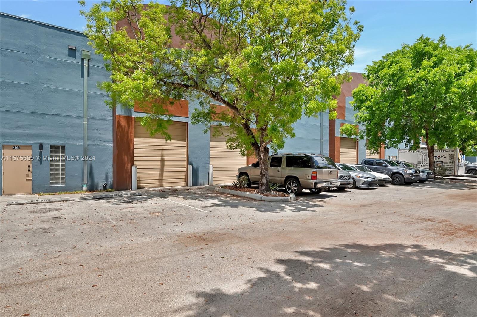 20200 NW 2nd Ave C6, Miami Gardens, Florida 33169, ,Commerciallease,For Rent,20200 NW 2nd Ave C6,A11575609