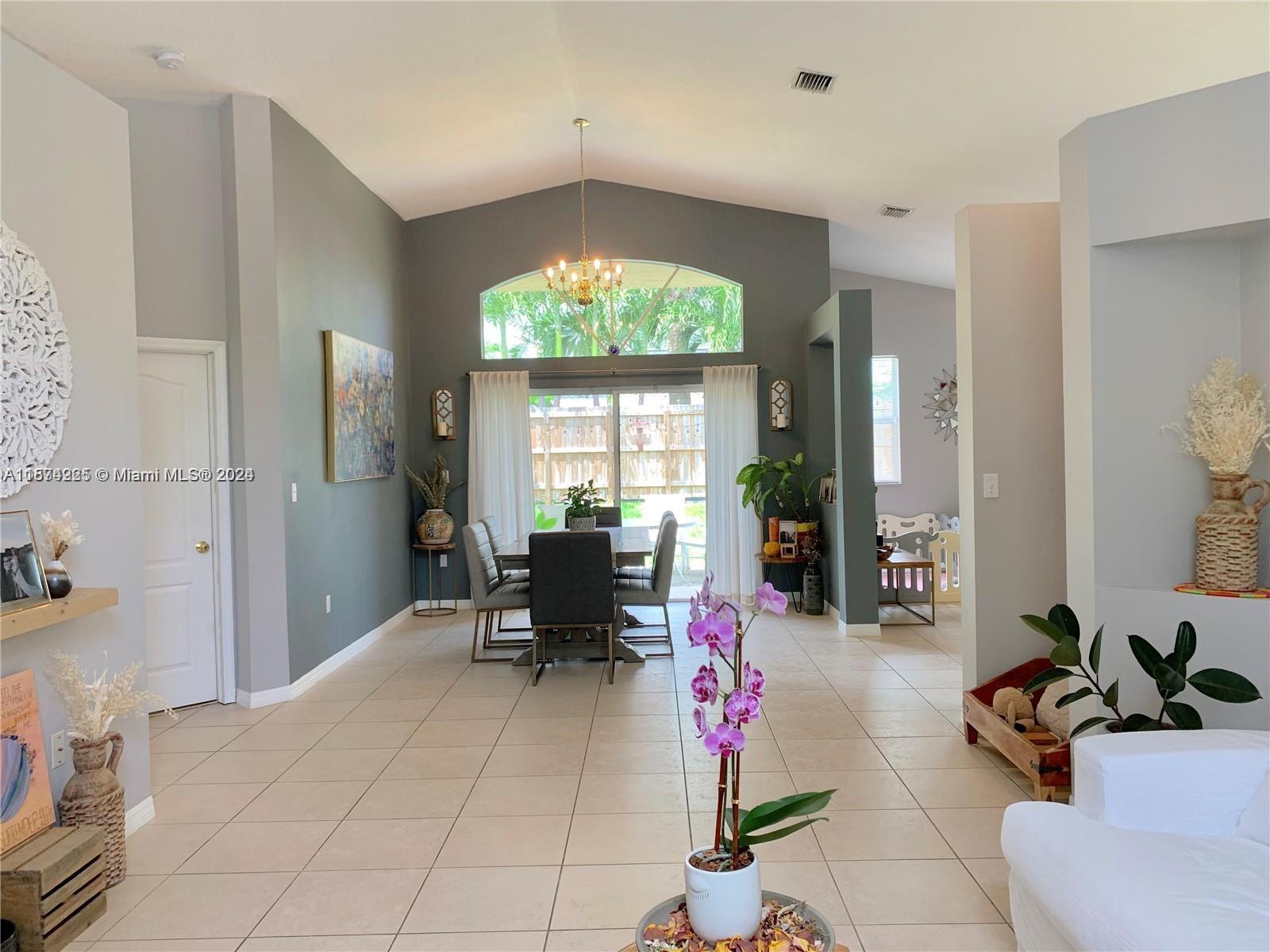 18242 SW 94th Ct, Palmetto Bay, Florida 33157, 3 Bedrooms Bedrooms, ,2 BathroomsBathrooms,Residentiallease,For Rent,18242 SW 94th Ct,A11574225