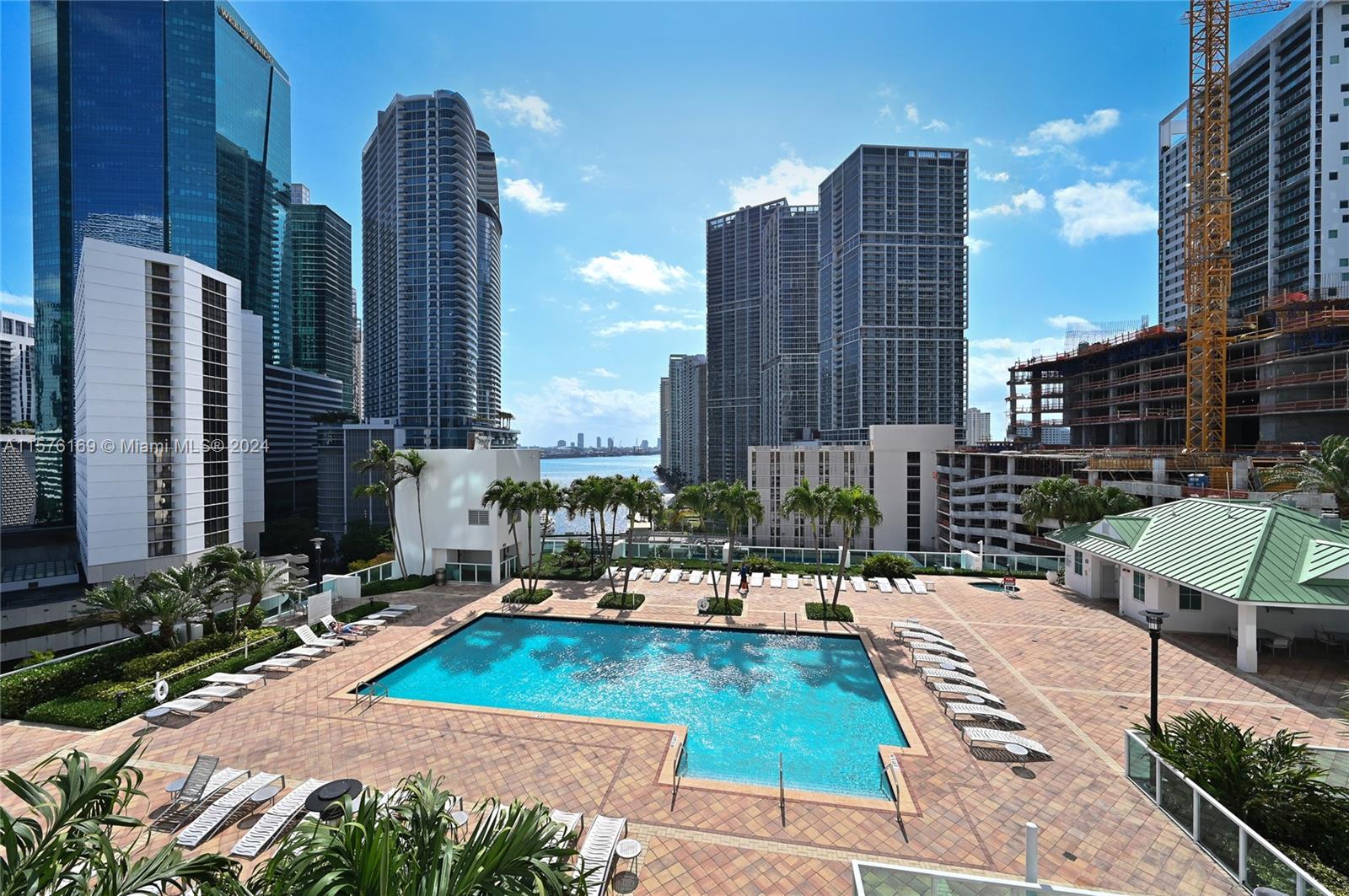 Make this modern and chic, large furnished one bedroom unit yours!  Soak in bay and city views from your oversized 140 SqFt balcony while living in the heart of Brickell - Miami's most vibrant neighborhood.  This apartment has the open floor plan you are looking for with a European kitchen with stainless steel appliances, granite countertops and washer/dryer in the unit.  Brickell on the River offers 24-hour security and valet, large pool deck with hot tub, gym, steam room, sauna, business center, party room, BBQ area, and more.  Vacant and easy to show.  Available seasonal or annual.  Rental rate may vary depending on dates and length of stay.