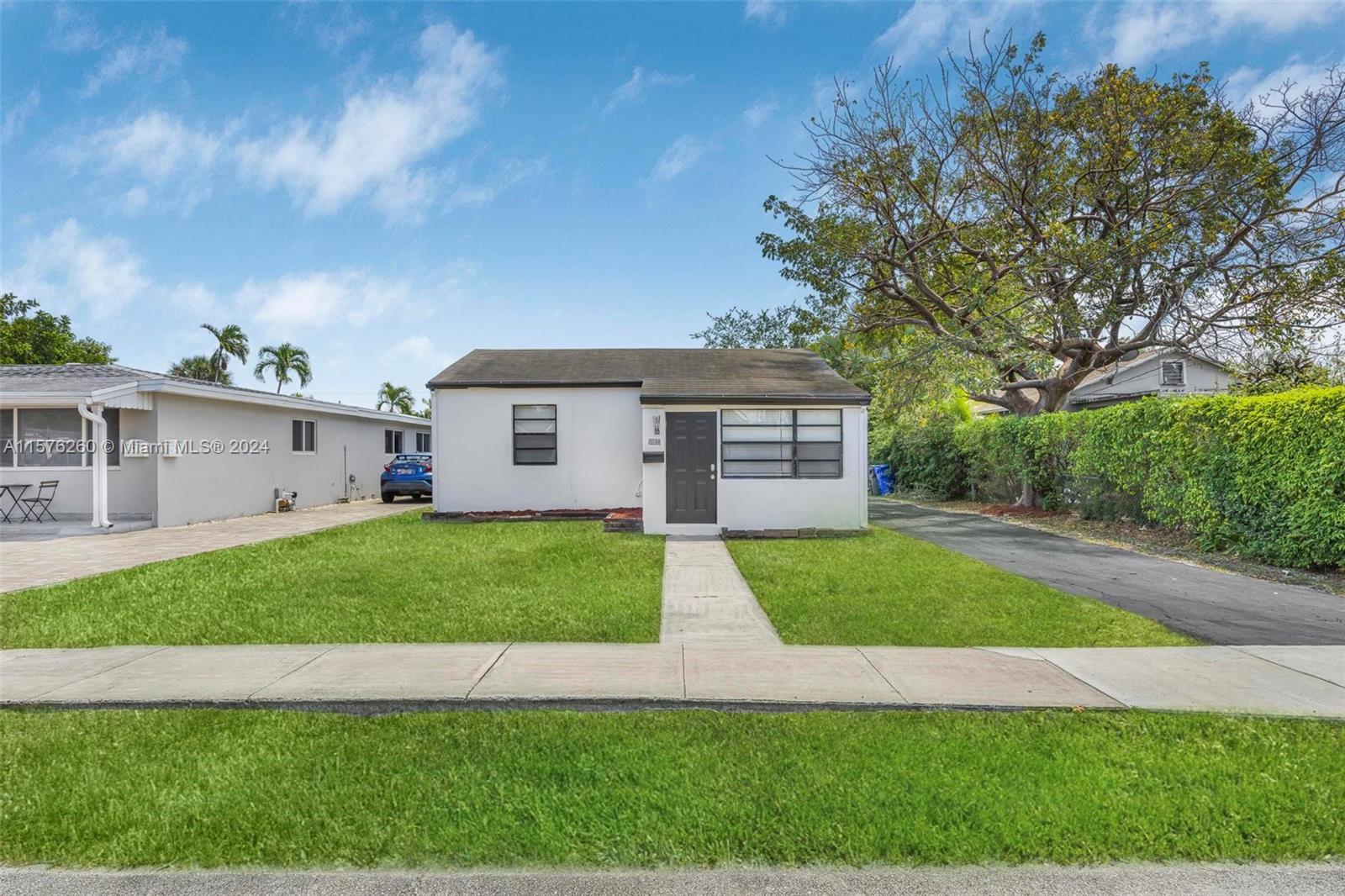 2234  Garfield St  For Sale A11576260, FL