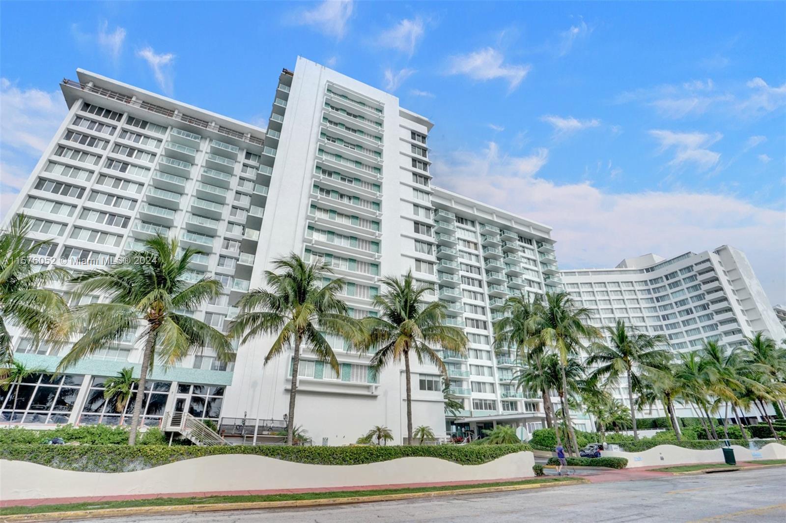 1000  West Ave #1230 For Sale A11576052, FL