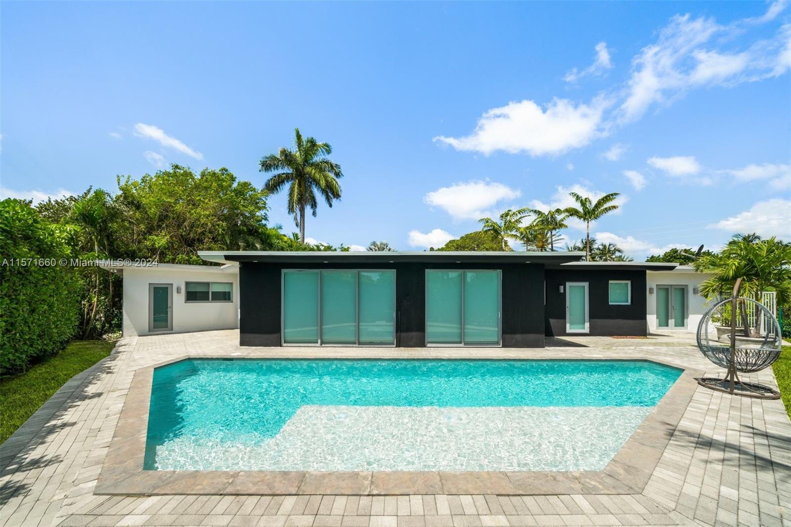 1000 N Shore Dr, Miami Beach, Florida 33141, 4 Bedrooms Bedrooms, ,3 BathroomsBathrooms,Residential,For Sale,1000 N Shore Dr,A11571660