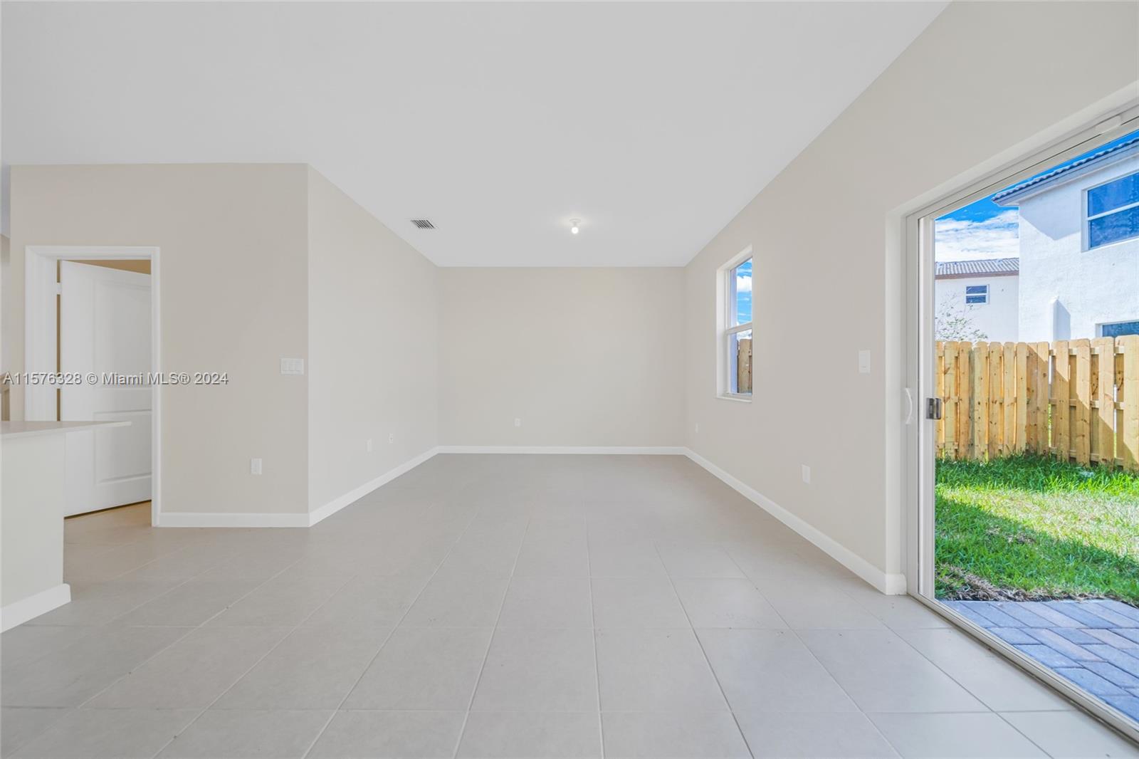 12942 NW 23 Pl, Miami, Florida 33167, 3 Bedrooms Bedrooms, ,2 BathroomsBathrooms,Residentiallease,For Rent,12942 NW 23 Pl,A11576328