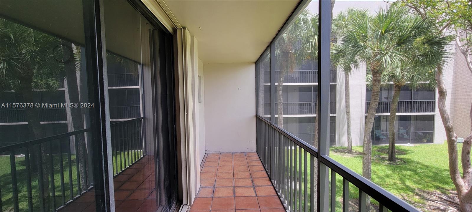 8760 SW 133rd Ave Rd 223, Miami, Florida 33183, 3 Bedrooms Bedrooms, ,2 BathroomsBathrooms,Residential,For Sale,8760 SW 133rd Ave Rd 223,A11576378