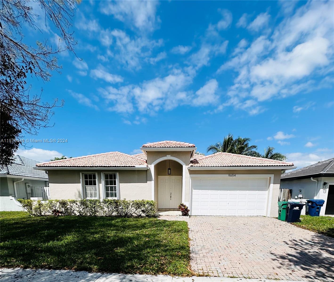 9654 SW 159th Ave  For Sale A11576449, FL