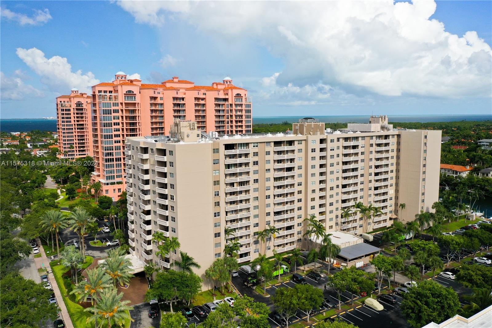 90  Edgewater Dr #512 For Sale A11575318, FL
