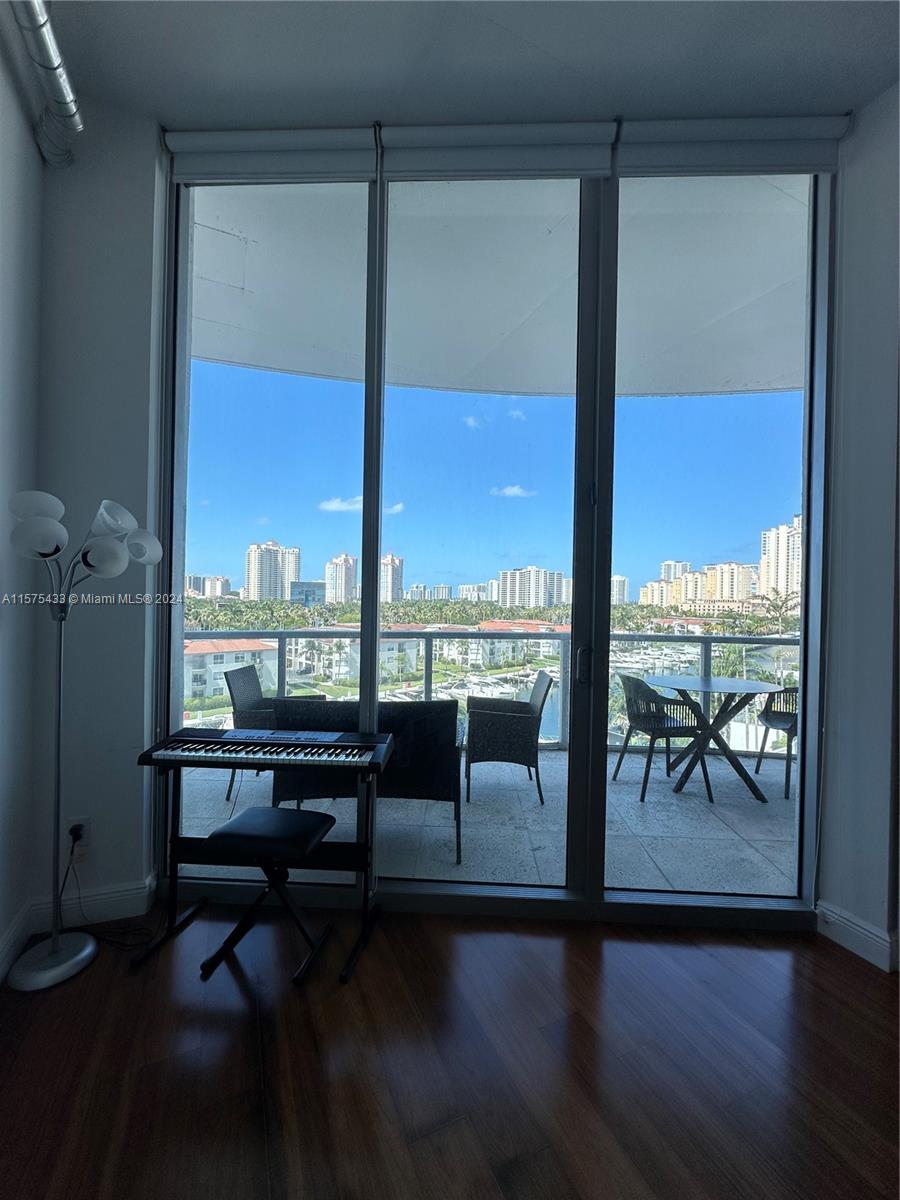 3029 NE 188th St 607, Aventura, Florida 33180, 1 Bedroom Bedrooms, ,2 BathroomsBathrooms,Residentiallease,For Rent,3029 NE 188th St 607,A11575433