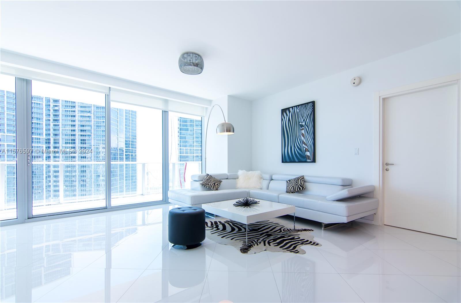 200 Biscayne Boulevard Way 3908, Miami, Florida 33131, 2 Bedrooms Bedrooms, ,2 BathroomsBathrooms,Residentiallease,For Rent,200 Biscayne Boulevard Way 3908,A11576597