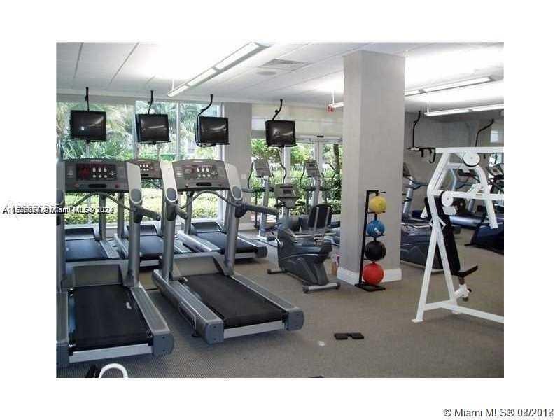 3001 S Ocean Dr 225, Hollywood, Florida 33019, 2 Bedrooms Bedrooms, ,1 BathroomBathrooms,Residentiallease,For Rent,3001 S Ocean Dr 225,A11576624