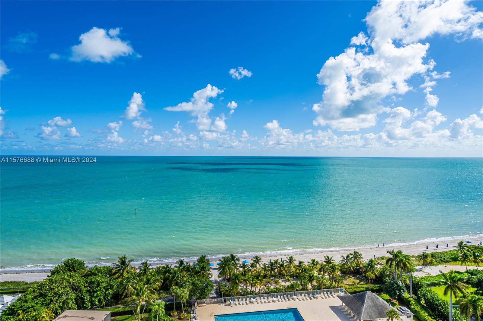 881  Ocean Dr #16D For Sale A11576688, FL