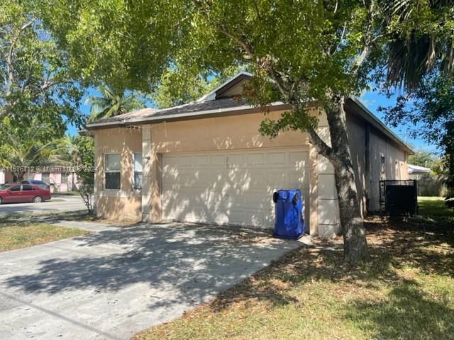 890 NW 25 Ave  For Sale A11576712, FL