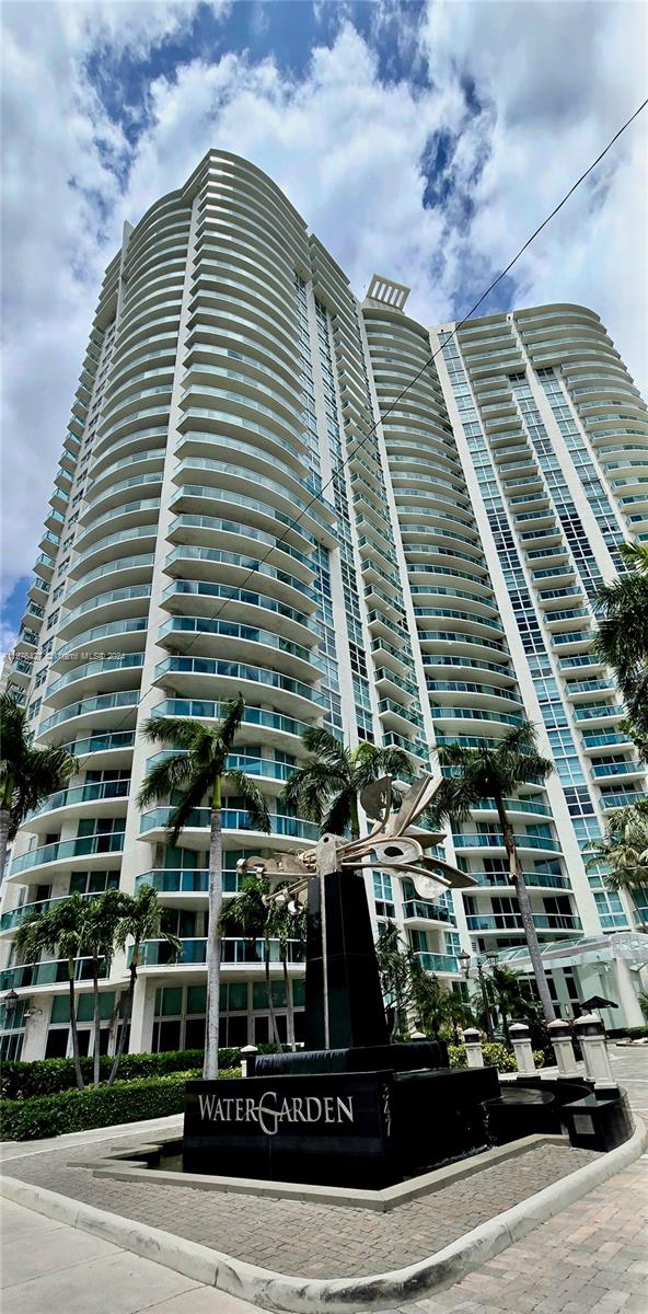 Tastefully furnished apartment located in the prestigious "Water Garden" building, conveniently located in the heart of downtown Fort Lauderdale. The apartment features floor-to-ceiling impact with electric shades in living room and bedroom. The spacious bedroom has a king size bed and has two California closets, including a walk-in, providing ample storage space. A full size washer and dryer are also included. The apartment is fully furnished and equipped with everything from cutlery to linens, making it ideal for corporate relocation.
The building offers a five-star resort-style amenities package, including a tropical pool deck, a two level fitness center, saunas, a BBQ area, a yoga room, a billiards club, a business center, a library, and party and media rooms.