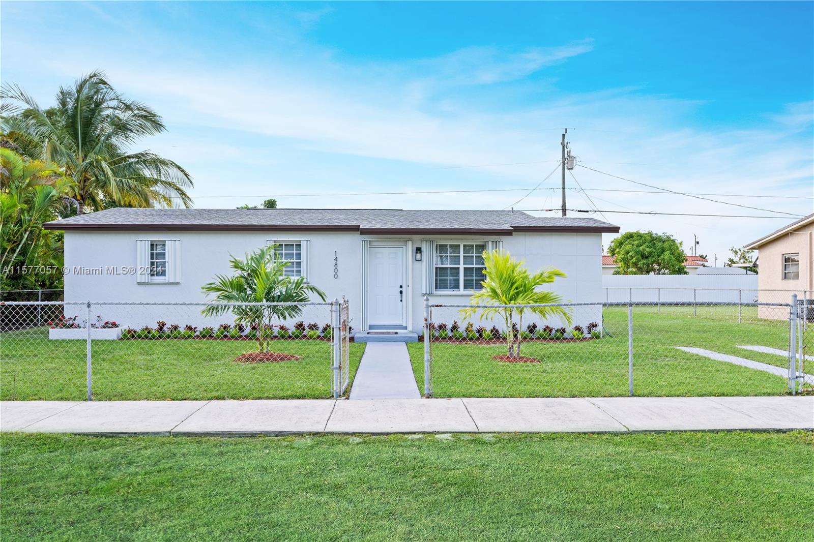 14800 SW 104th Ave  For Sale A11577057, FL