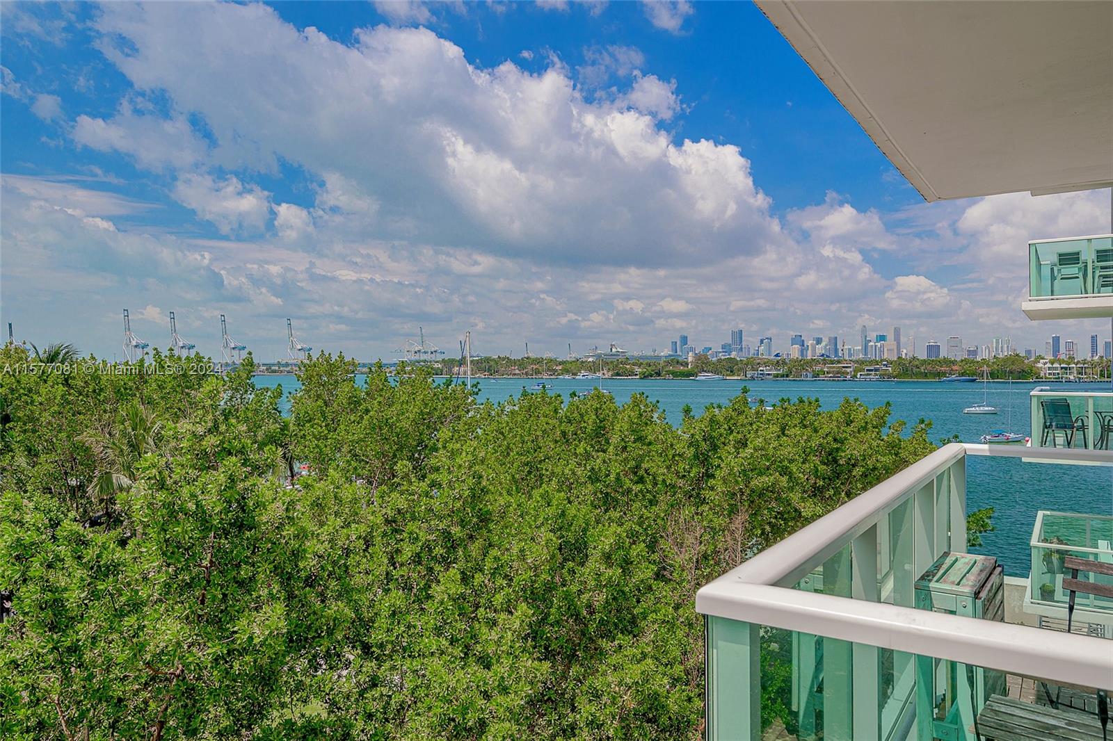 1000  West Ave #327 For Sale A11577081, FL