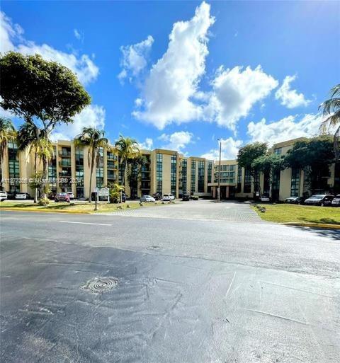 11750 SW 18th St #530-1 For Sale A11577286, FL