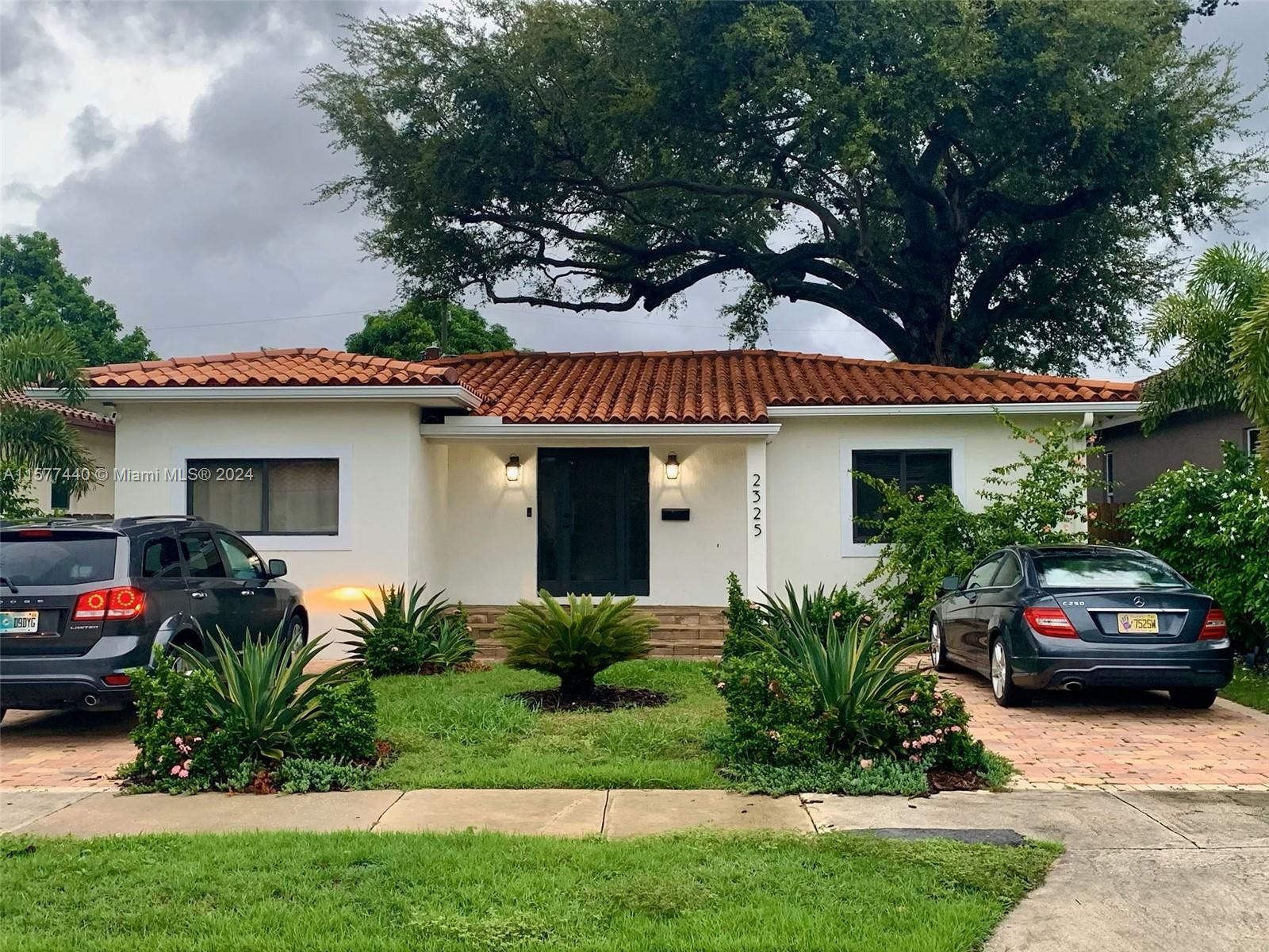 2325 SW 19th St  For Sale A11577440, FL