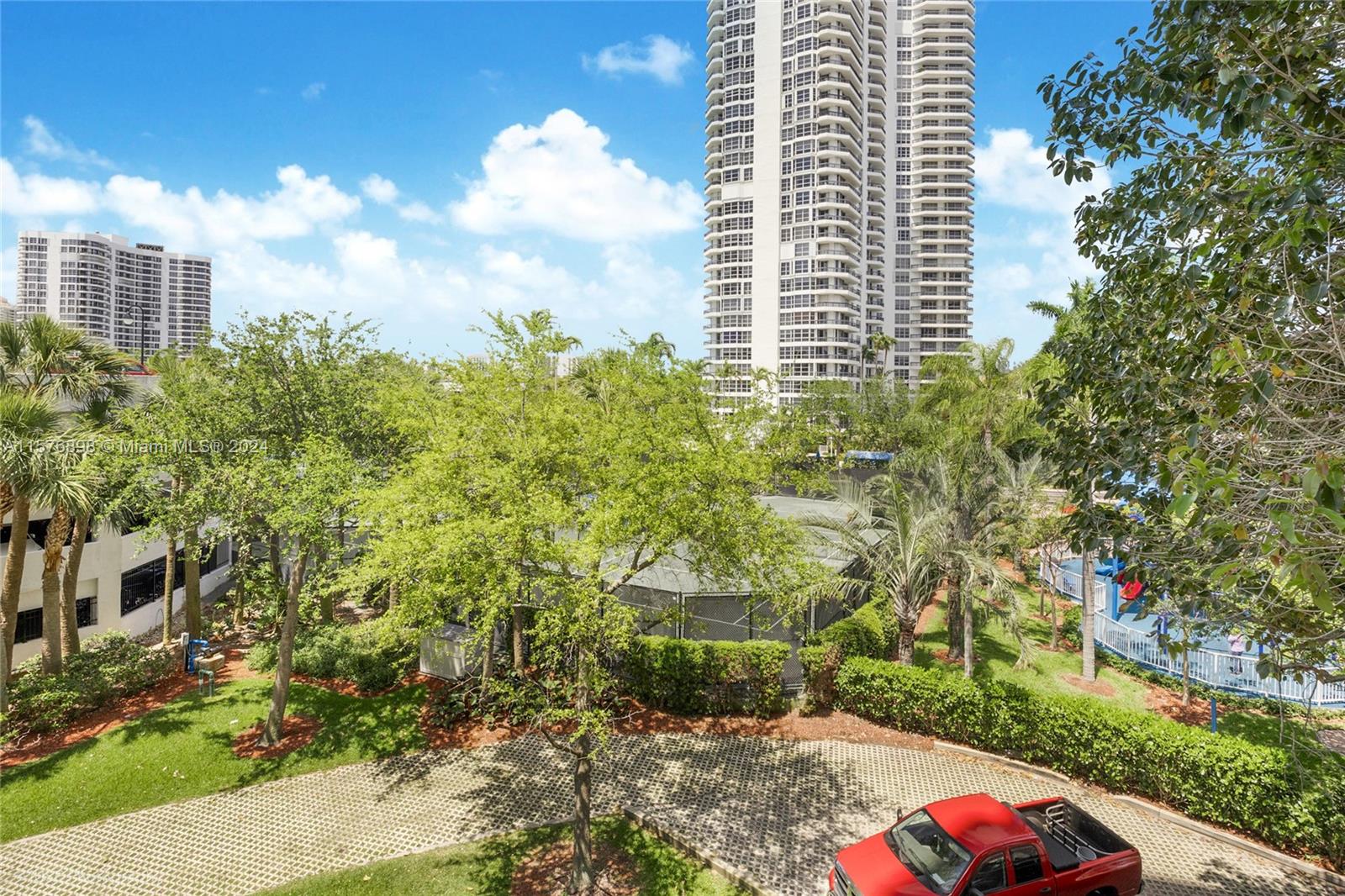 Completely Renovated Condo on a low floor! Everything has been redone. In the heart of Aventura close to EVERYTHING!! Furniture is optional. Owner is motivated! Very easy to show!