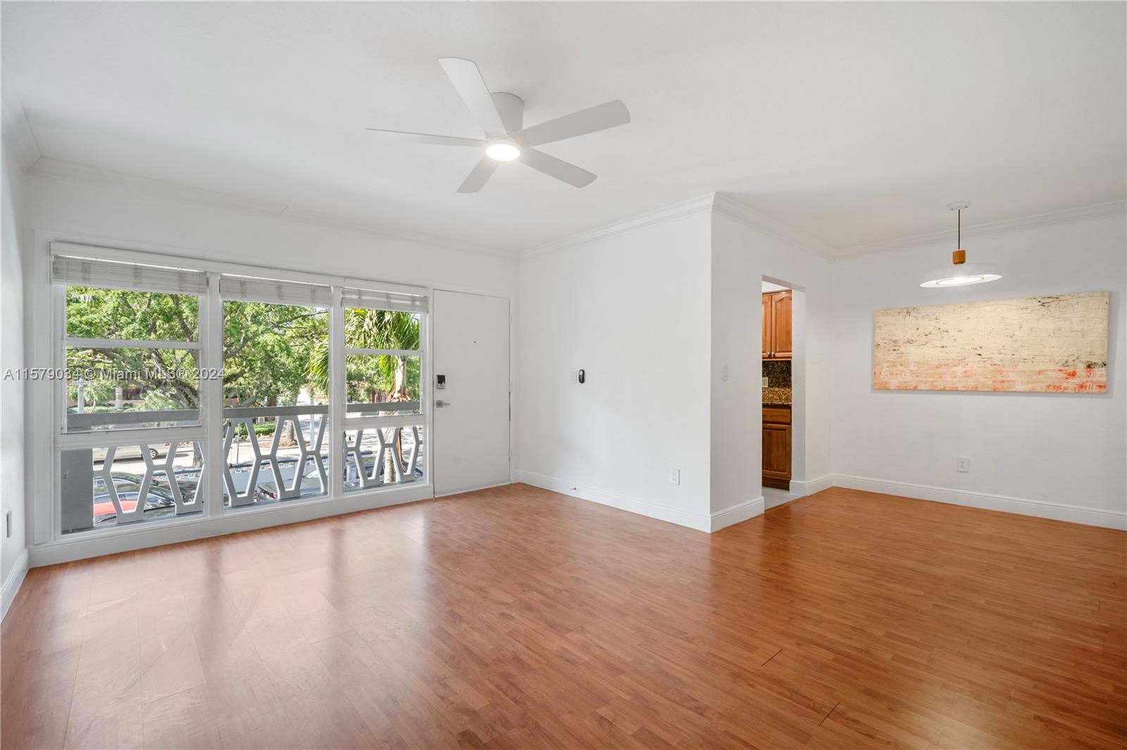 21 Edgewater Dr #204, Coral Gables FL 33133