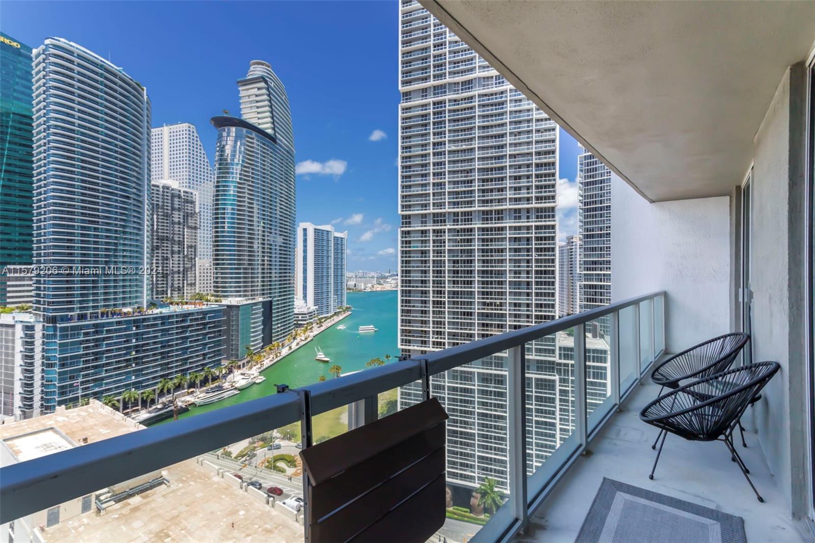 Spacious North East Corner Unit in Brickell with views of Biscayne Bay all the way to the Atlantic Ocean. Walking distance to all the great restaurants in Brickell, including Sexy Fish and Zuma, and right across the street from all the shops, dining, and nightlife at the Brickell City Center. Enjoy nearly 1,200 sq. ft. of privacy in this Corner Unit with a large Corner Balcony, spanning the entire width of the unit, and extra windows along the western walls which let in lots of natural light! Open Floor Plan with Kitchen flowing into Living Room. 2 Full Bathrooms. Long corridor off Foyer leading into Living Room offers additional privacy. Amenities include a true Rooftop Pool on the 42nd floor, gym, spa, media room, community room, and more!