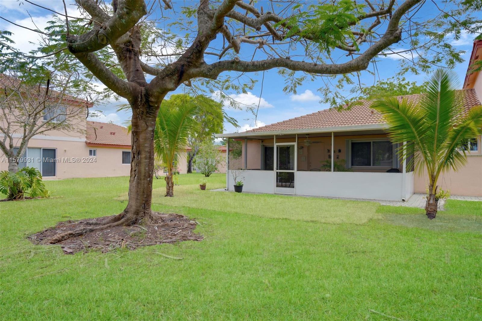 Listing Photo 17