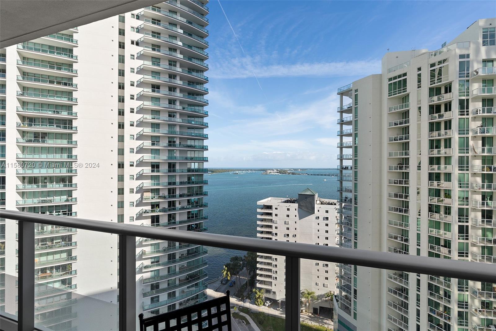 BRICKELL HOUSE combines it all, location, Design and Modern Lifestyle, Great Finishes: Italian Porcelain Floors, Simil Wood, California Closets, Amazing Water View, Automatic Robot Parking Space, 2 Pools, Fitness Center, Lounge, Located in the Heart of Brickell.