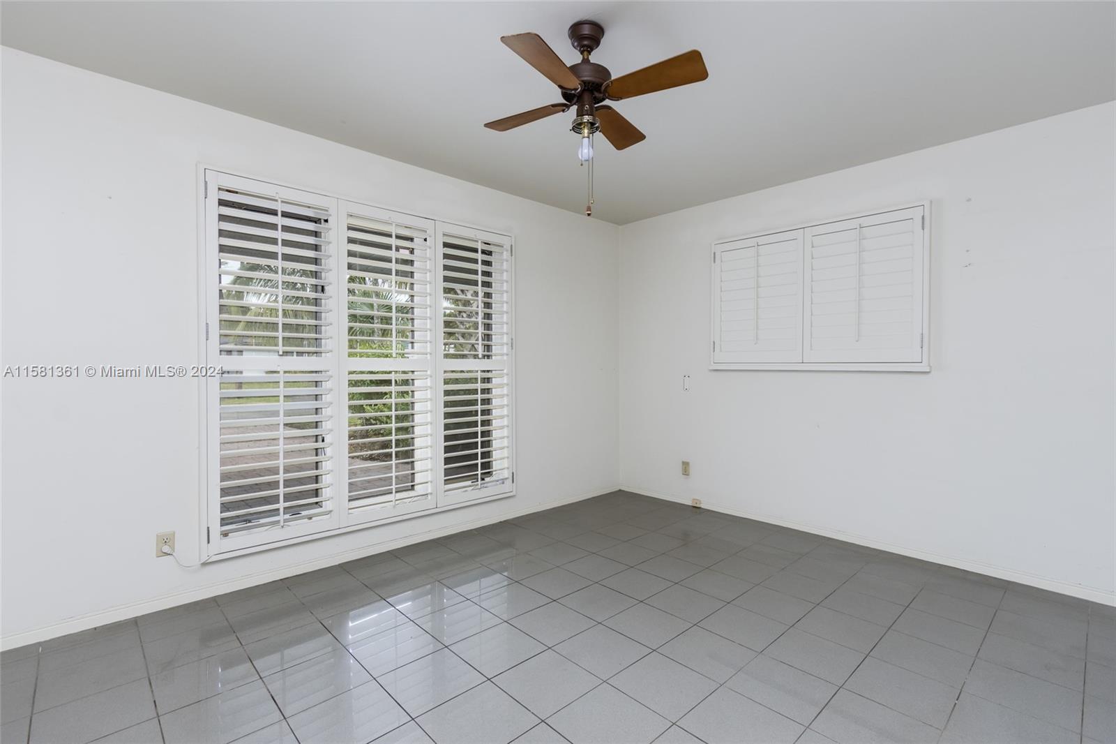 Listing Photo 9