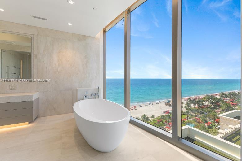 Condo for Sale in Sunny Isles Beach, FL