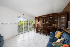 Residential, Plantation Key, Florida image 11