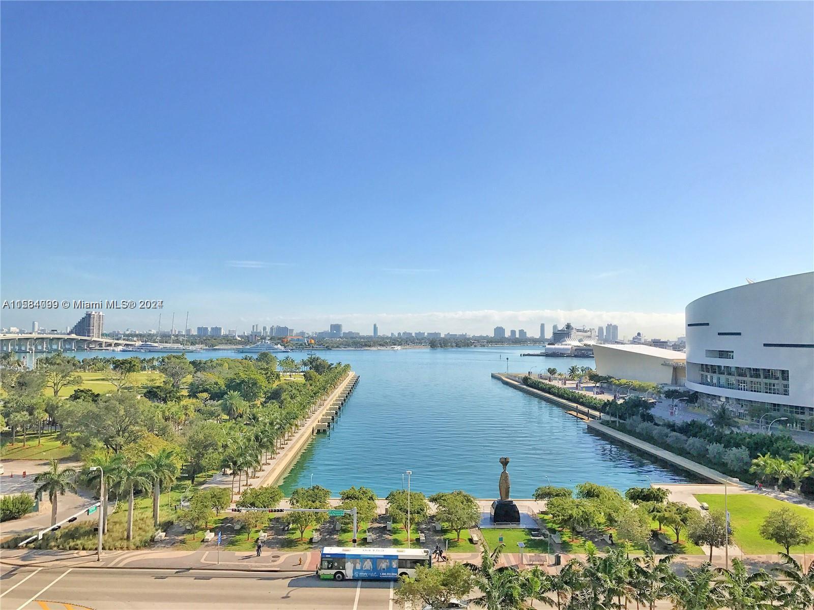 Bay views from this spacious 2 BED: 1 bed + Den which is used as a second bedroom & 2 bath Condo in the most desirable area @ Downtown Miami. -- Unfurnished & will be delivered with WHITE WALLS in the entire unit --- Unit with stainless steel appliances, W&D & walk-in closet. Conveniently located across the street from the Kaseya Center, just minutes from the beaches, Design District, Museum Park, The Opera and Ballet, Art Museum and Fine Dining. --- Great building amenities: sunrise and sunset pools, 2 hot tubs, 24-hr security and concierge, valet parking, bsnss center, fitness center, club room. --Landlord requires: Full background, eviction and credit report. Income/employment verification. -- TEXT ME TO SEND YOU THE LISTING VIDEO