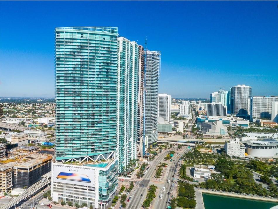 A fantastic unit with stunning and unique direct views of Biscayne Bay. This unit features 2 bedrooms and 2 full bathrooms, with Marble floors in the living areas. Modern kitchen cabinets, master bathroom with spa/tub, shades in the living room & master bedroom, washer & dryer a business and fitness center, and more!. Marina Blue has incredible amenities, including sunrise and sunset pools, 2 hot tubs, 24-hour security, a concierge, valet parking, a business center, a fitness center, and much more. F. The building is within walking distance to Miami Dade Arena formerly Kaseya Center, Adrienne Arsht Center, and Perez Art Museum, the Shops at Bayside, and the Carnival Center for the Performing Arts.