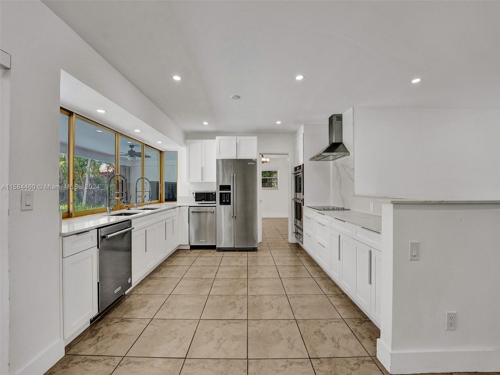 Listing Photo 8