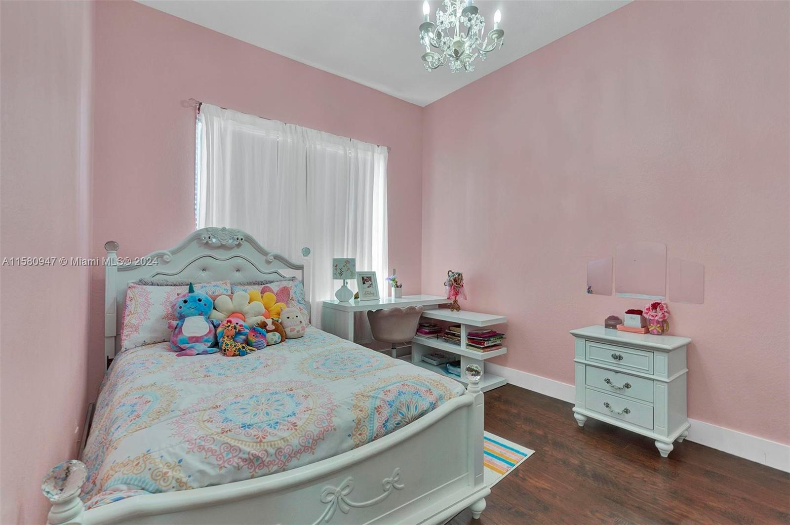 Listing Photo 19