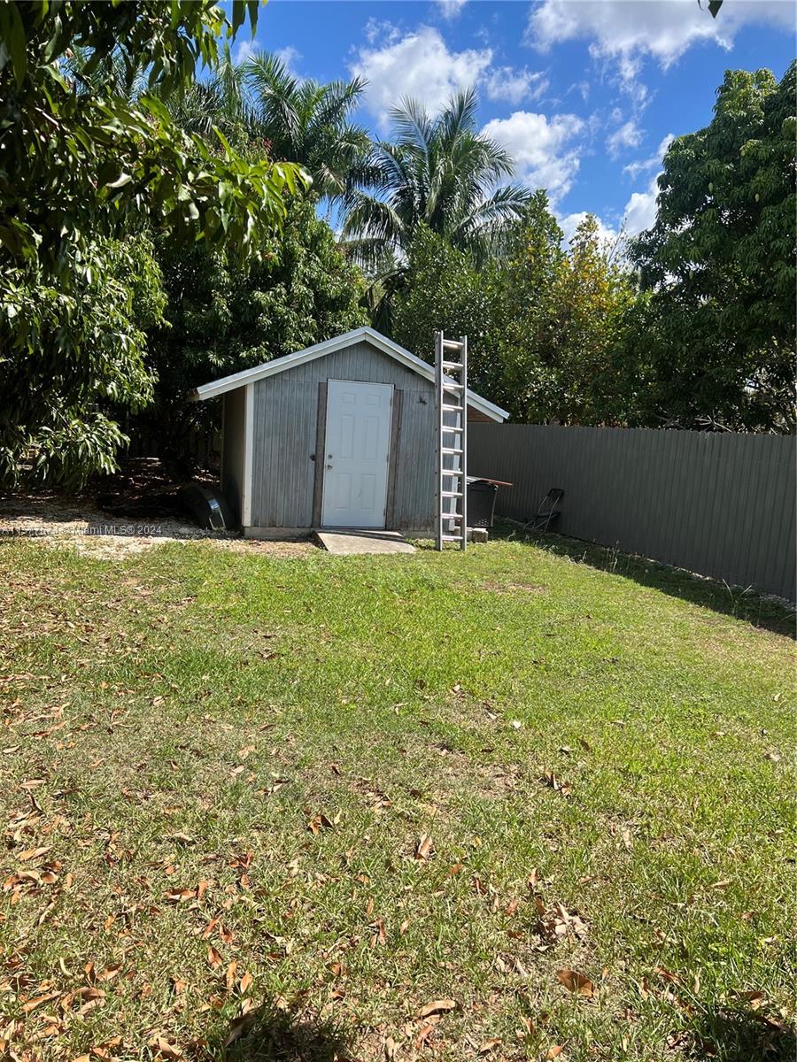 Listing Photo 43