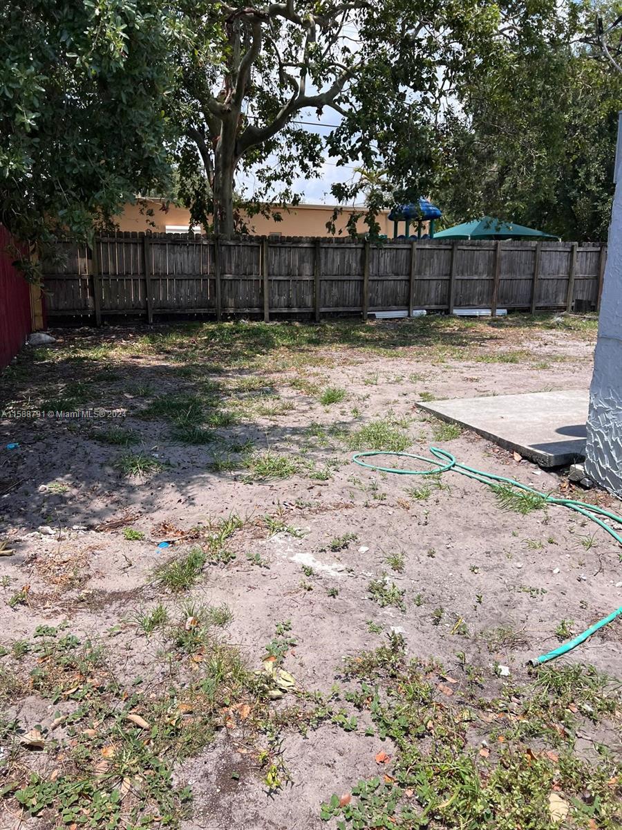 Listing Photo 17