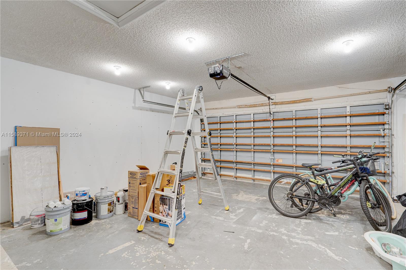 Listing Photo 24