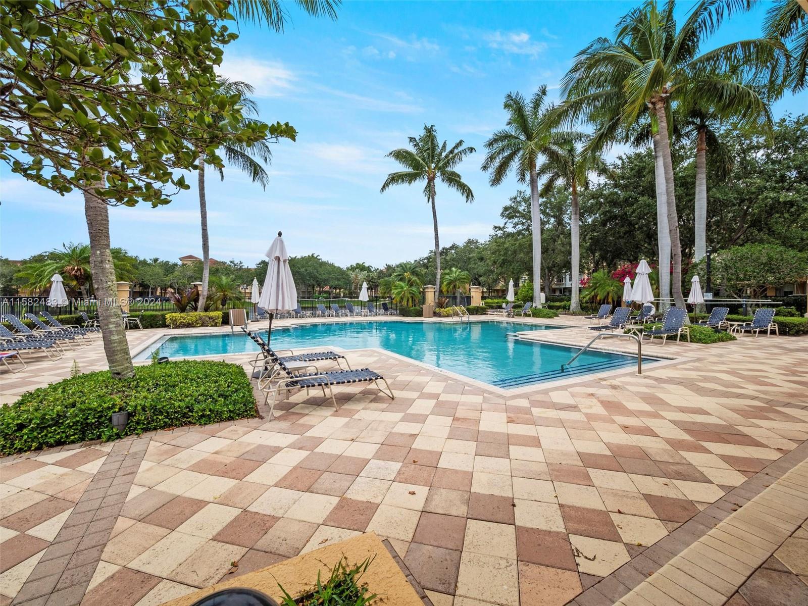 2751 Ravella Way, Palm Beach Gardens, Florida image 27