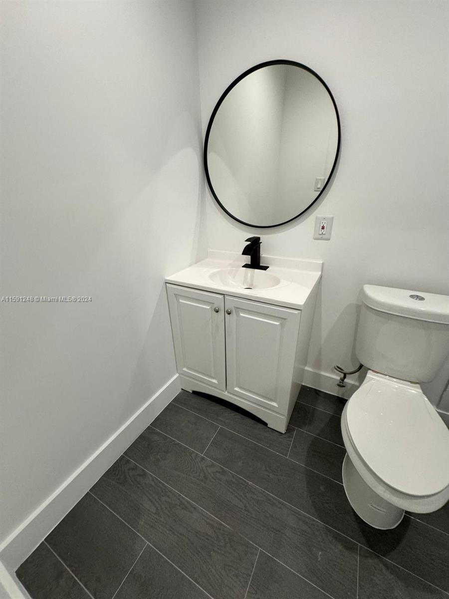 Listing Photo 9