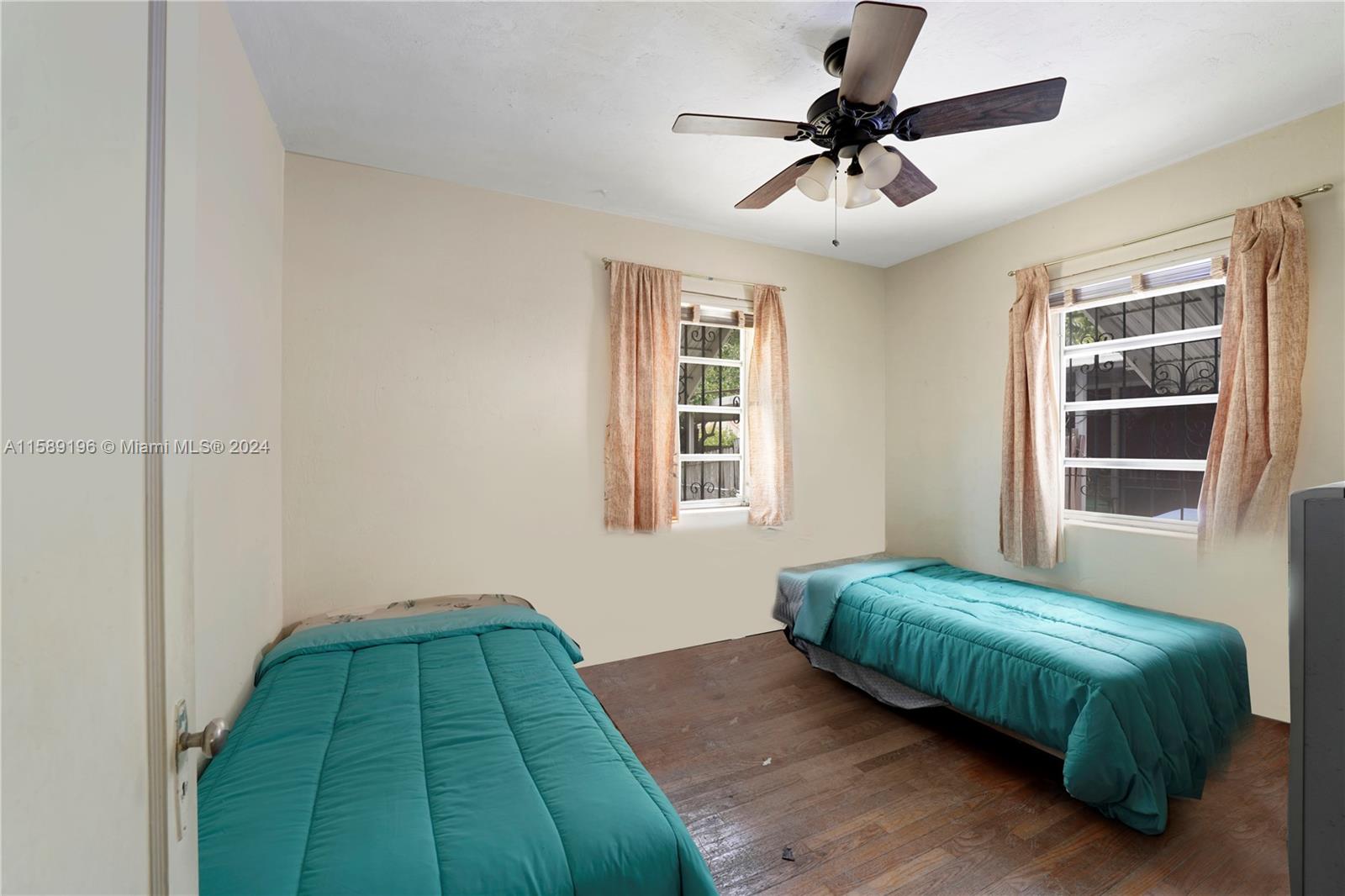 Listing Photo 7