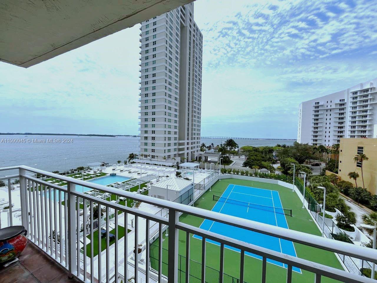 Charming apartment with beautiful water views and lots of character! Spacious rooms and living area filled with potential. Ideal for buyers with a vision to make it their own. Don't miss this opportunity to embrace a luxurious lifestyle in a prime location on Brickell Key, near Miami Airport, restaurants, shops, and more. The pool is currently closed. As per the condo association, it will reopen in Summer. There are two special assessments with a monthly payments of $289,60 for 14 years, the 2nd assessment is already paid in full by the seller! For showing 24hr notice owner-occupied.