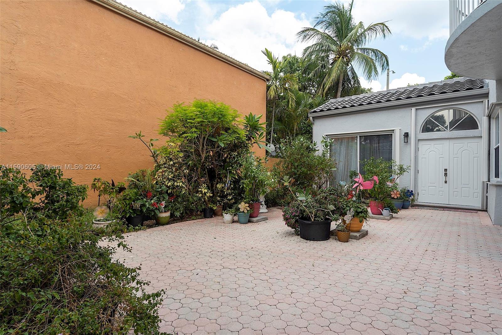 Listing Photo 32
