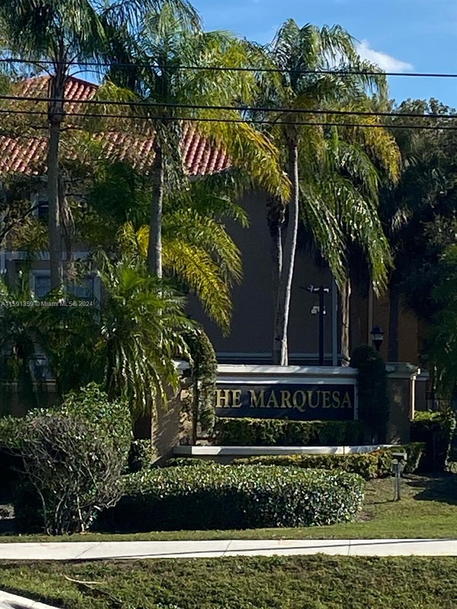 Casa de Condomínio