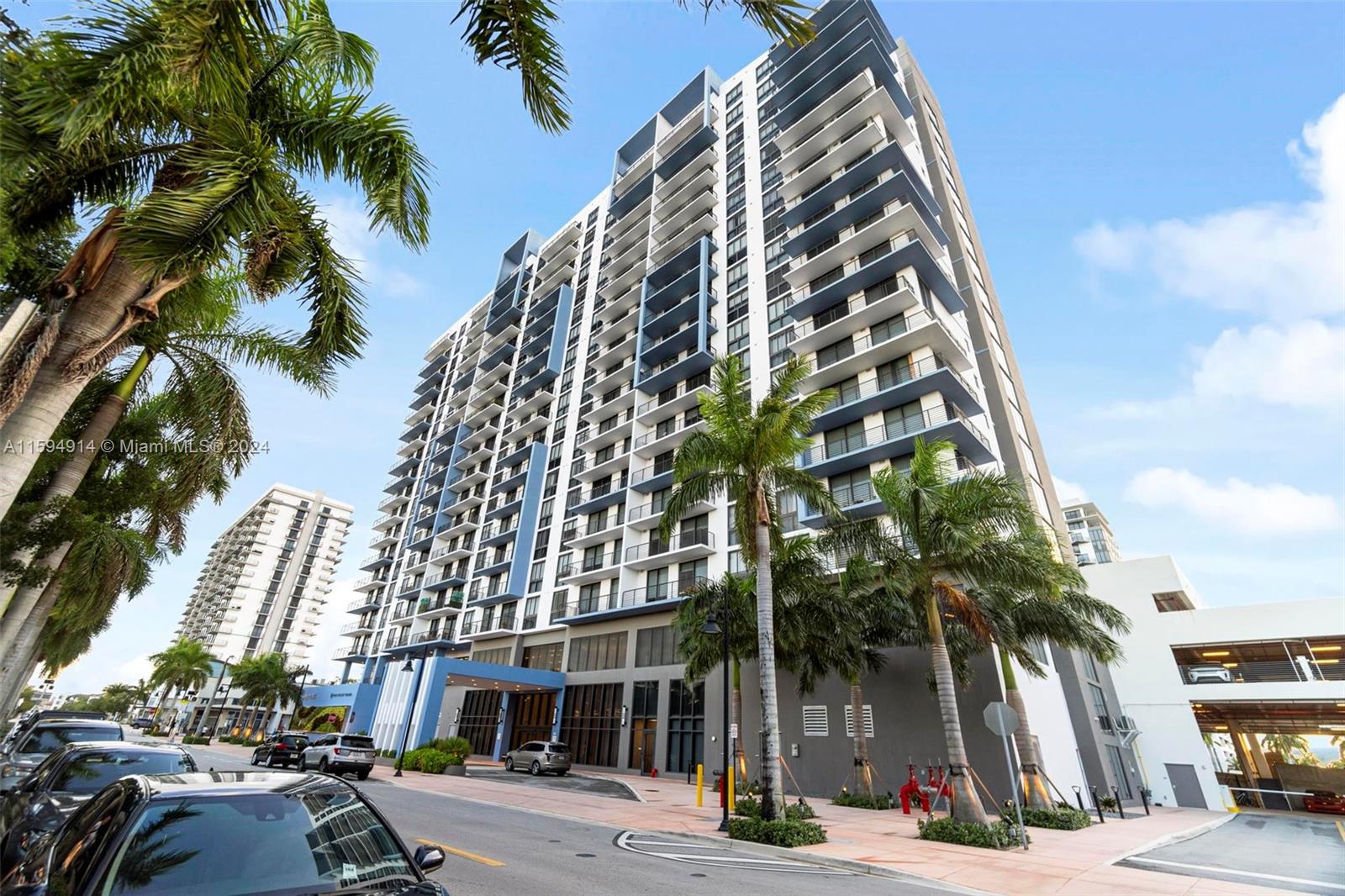 Welcome to your dream condo at 5350 Park in Downtown Doral. This exquisite unit features 3 bedrooms, 3 full bathrooms, a spacious kitchen with quartz countertops and stainless steel appliances, 2 parking spots, and 24/7 valet parking. An excellent option for investors, this unit allows short-term rentals and can be divided into two separate units with independent entrances: one with 2 bedrooms and 2 bathrooms, and the other with 1 bedroom and 1 bathroom, making it perfect for a profitable business.
This stunning high-rise building offers top-notch amenities, including a pool, gym, kids' playroom, 24-hour security, and more. Enjoy gorgeous views of Doral and spectacular sunsets, just steps from restaurants, schools, and supermarkets, with quick access to major highways. VERY EASY TO SHOW!